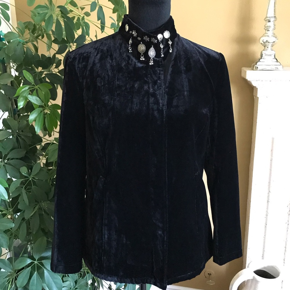 Beautiful Nagano Black Velvet Jacket